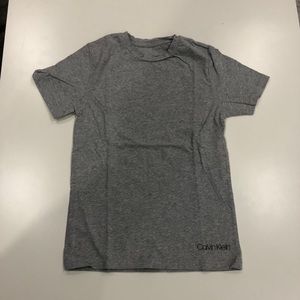 Calvin Klein T-shirt